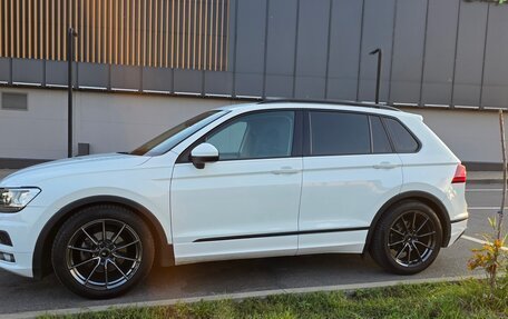Volkswagen Tiguan II, 2020 год, 2 190 000 рублей, 13 фотография
