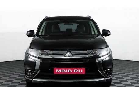 Mitsubishi Outlander III рестайлинг 3, 2018 год, 2 140 000 рублей, 2 фотография