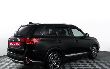 Mitsubishi Outlander III рестайлинг 3, 2018 год, 2 140 000 рублей, 5 фотография