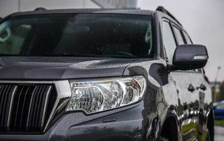 Toyota Land Cruiser Prado 150 рестайлинг 2, 2019 год, 4 999 000 рублей, 2 фотография