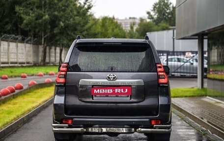 Toyota Land Cruiser Prado 150 рестайлинг 2, 2019 год, 4 999 000 рублей, 7 фотография