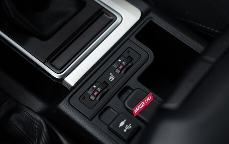 Toyota Land Cruiser Prado 150 рестайлинг 2, 2019 год, 4 999 000 рублей, 19 фотография