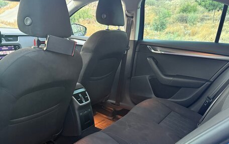 Skoda Octavia, 2019 год, 1 750 000 рублей, 8 фотография