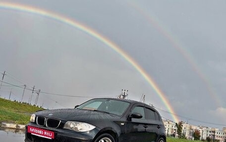 BMW 1 серия, 2005 год, 600 000 рублей, 2 фотография