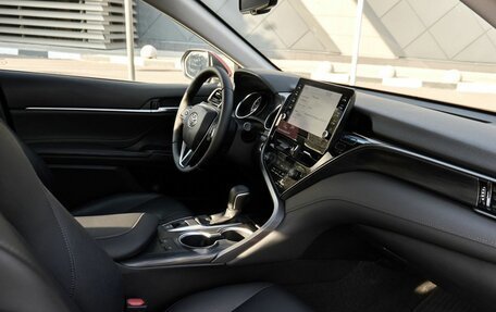 Toyota Camry, 2021 год, 2 249 000 рублей, 6 фотография
