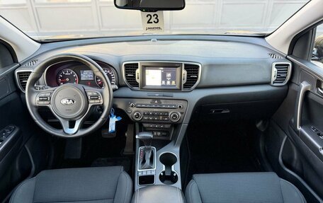 KIA Sportage IV рестайлинг, 2017 год, 1 799 000 рублей, 32 фотография