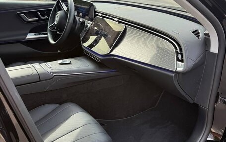 Mercedes-Benz E-Класс, 2025 год, 7 840 000 рублей, 11 фотография