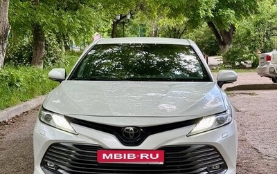 Toyota Camry, 2019 год, 3 030 000 рублей, 1 фотография