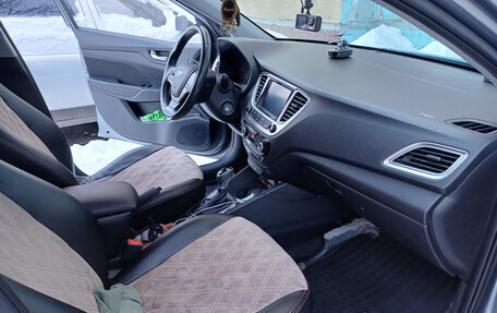 Hyundai Solaris II рестайлинг, 2019 год, 1 500 000 рублей, 12 фотография