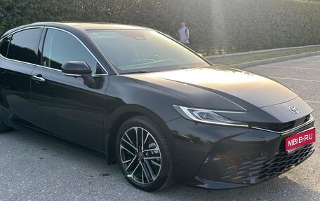Toyota Camry, 2024 год, 5 200 000 рублей, 1 фотография