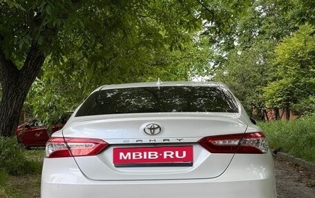 Toyota Camry, 2019 год, 3 030 000 рублей, 3 фотография