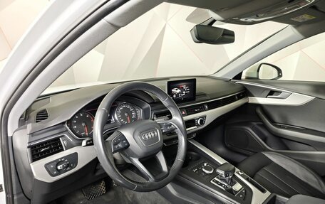 Audi A4, 2019 год, 1 895 000 рублей, 18 фотография