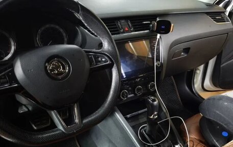 Skoda Octavia, 2018 год, 1 400 000 рублей, 7 фотография