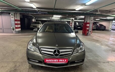 Mercedes-Benz E-Класс, 2012 год, 1 500 000 рублей, 5 фотография