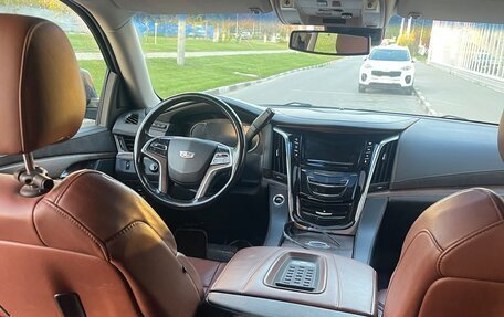 Cadillac Escalade IV, 2016 год, 3 190 000 рублей, 15 фотография