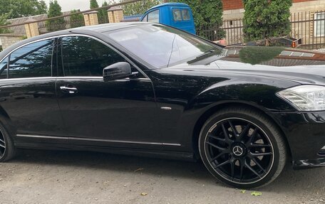 Mercedes-Benz S-Класс, 2011 год, 1 500 000 рублей, 4 фотография