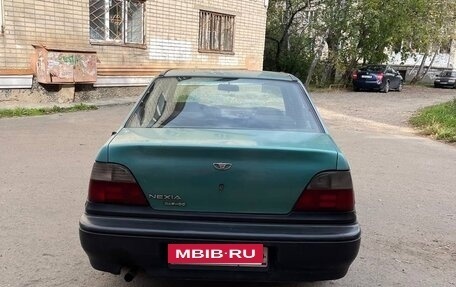 Daewoo Nexia I рестайлинг, 2000 год, 60 000 рублей, 4 фотография