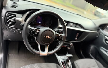 KIA Rio IV, 2021 год, 1 845 000 рублей, 8 фотография