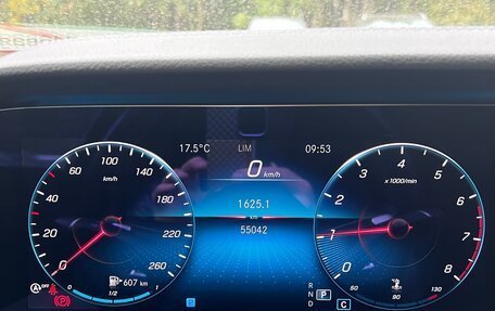 Mercedes-Benz E-Класс, 2020 год, 4 800 000 рублей, 13 фотография