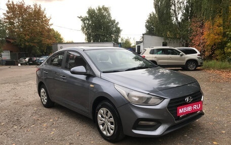 Hyundai Solaris II рестайлинг, 2017 год, 799 000 рублей, 2 фотография