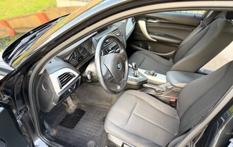 BMW 1 серия, 2011 год, 990 000 рублей, 10 фотография