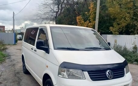 Volkswagen Transporter T5 рестайлинг, 2005 год, 1 000 000 рублей, 6 фотография