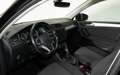Volkswagen Tiguan II, 2021 год, 2 833 000 рублей, 5 фотография