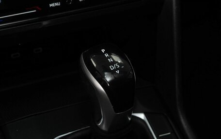 Volkswagen Tiguan II, 2021 год, 2 833 000 рублей, 12 фотография