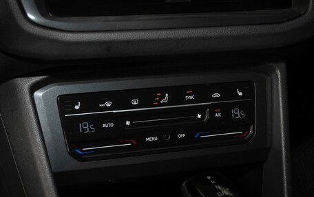 Volkswagen Tiguan II, 2021 год, 2 833 000 рублей, 11 фотография