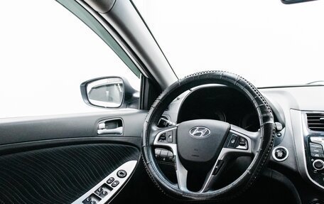 Hyundai Solaris II рестайлинг, 2015 год, 1 450 000 рублей, 13 фотография