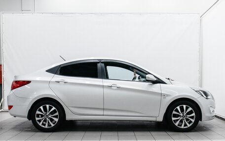 Hyundai Solaris II рестайлинг, 2015 год, 1 450 000 рублей, 9 фотография