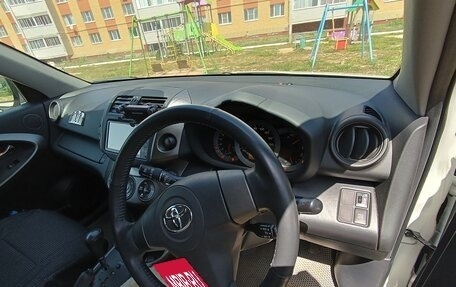 Toyota RAV4, 2011 год, 1 650 000 рублей, 5 фотография