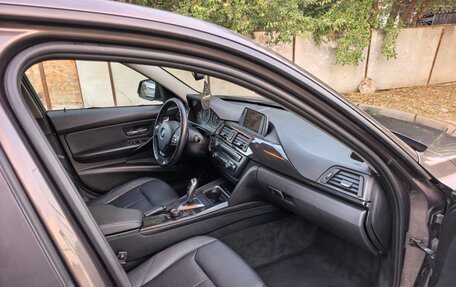 BMW 3 серия, 2014 год, 1 180 000 рублей, 12 фотография