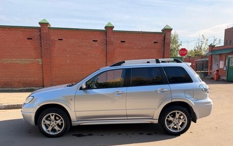 Mitsubishi Outlander III рестайлинг 3, 2006 год, 1 500 000 рублей, 1 фотография