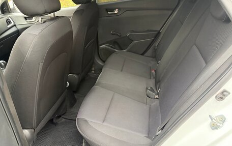 Hyundai Solaris II рестайлинг, 2017 год, 1 220 000 рублей, 8 фотография