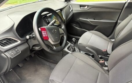 Hyundai Solaris II рестайлинг, 2017 год, 1 220 000 рублей, 7 фотография