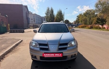 Mitsubishi Outlander III рестайлинг 3, 2006 год, 1 500 000 рублей, 7 фотография