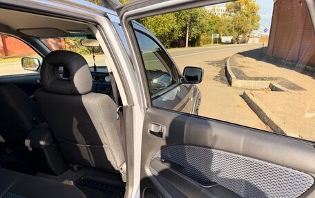 Mitsubishi Outlander III рестайлинг 3, 2006 год, 1 500 000 рублей, 25 фотография