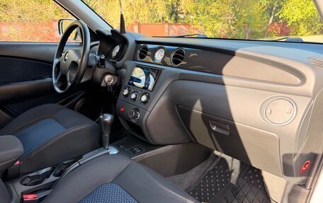 Mitsubishi Outlander III рестайлинг 3, 2006 год, 1 500 000 рублей, 26 фотография