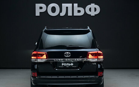 Toyota Land Cruiser 200, 2018 год, 7 000 000 рублей, 4 фотография