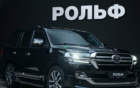 Toyota Land Cruiser 200, 2018 год, 7 000 000 рублей, 7 фотография