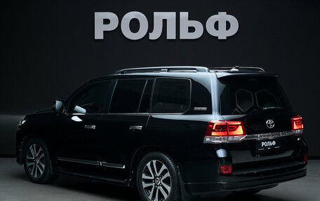 Toyota Land Cruiser 200, 2018 год, 7 000 000 рублей, 5 фотография