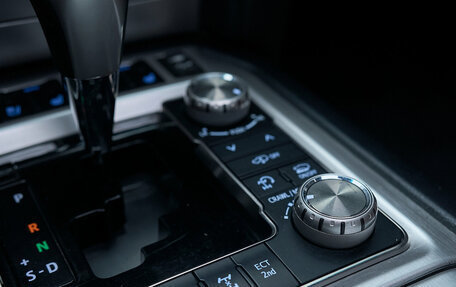 Toyota Land Cruiser 200, 2018 год, 7 000 000 рублей, 35 фотография