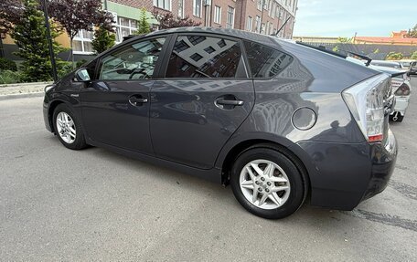 Toyota Prius, 2010 год, 1 025 000 рублей, 7 фотография