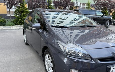 Toyota Prius, 2010 год, 1 025 000 рублей, 3 фотография