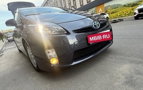 Toyota Prius, 2010 год, 1 025 000 рублей, 9 фотография
