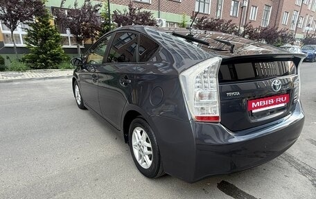 Toyota Prius, 2010 год, 1 025 000 рублей, 4 фотография