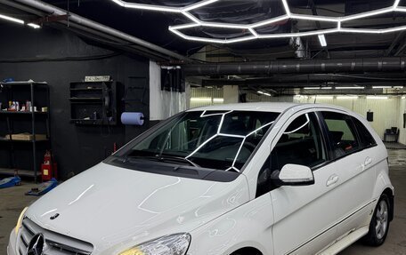 Mercedes-Benz B-Класс, 2009 год, 600 000 рублей, 2 фотография