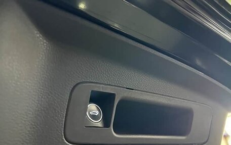 Honda Vezel, 2023 год, 2 330 000 рублей, 18 фотография