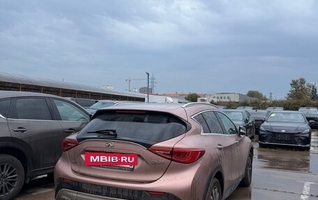 Infiniti QX30, 2016 год, 1 800 000 рублей, 4 фотография